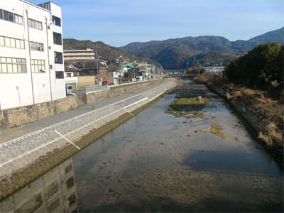 河川復旧工事